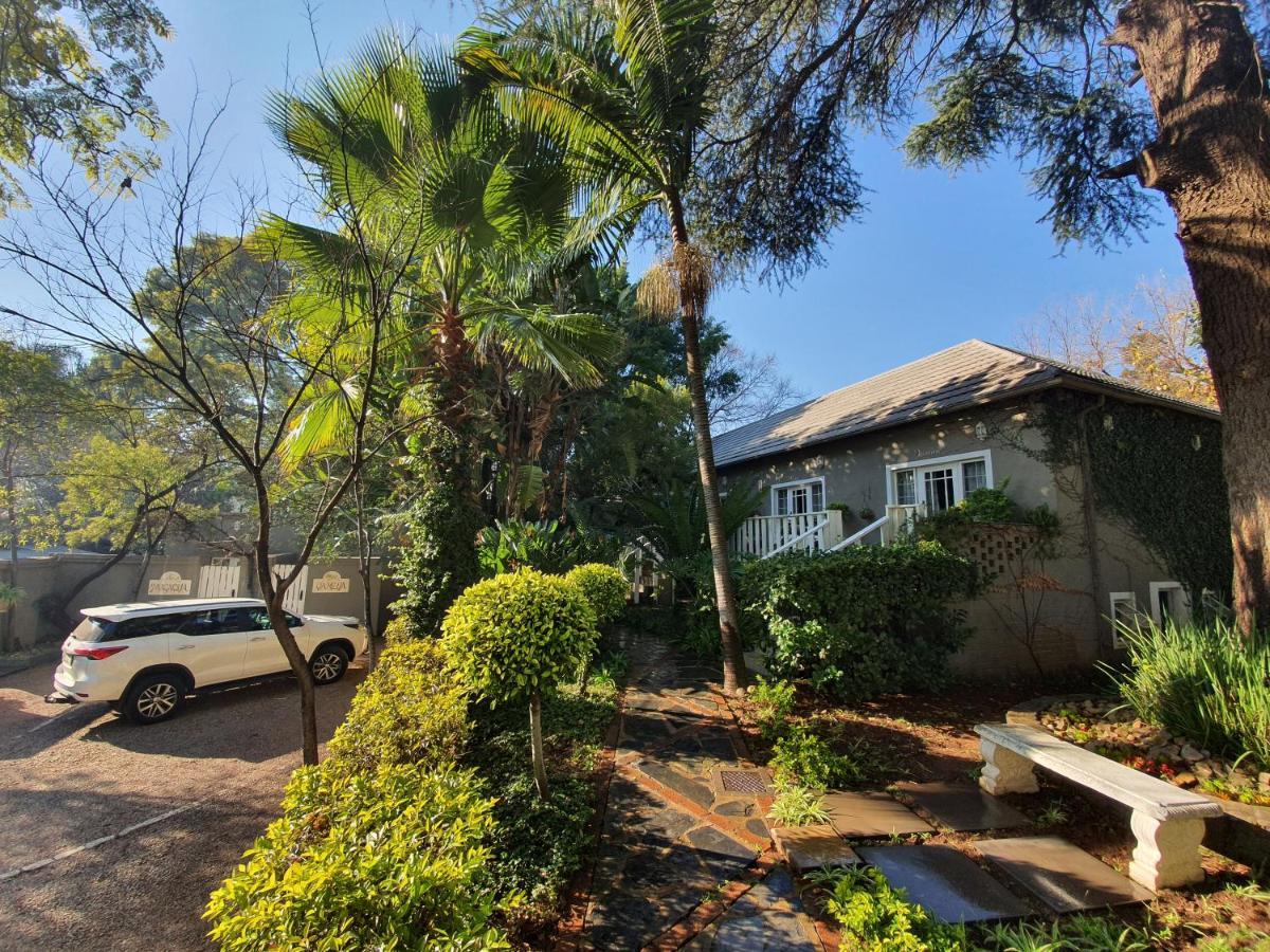 Waterhouse Guest Lodge In Muckleneuk Pretoria-Noord Esterno foto