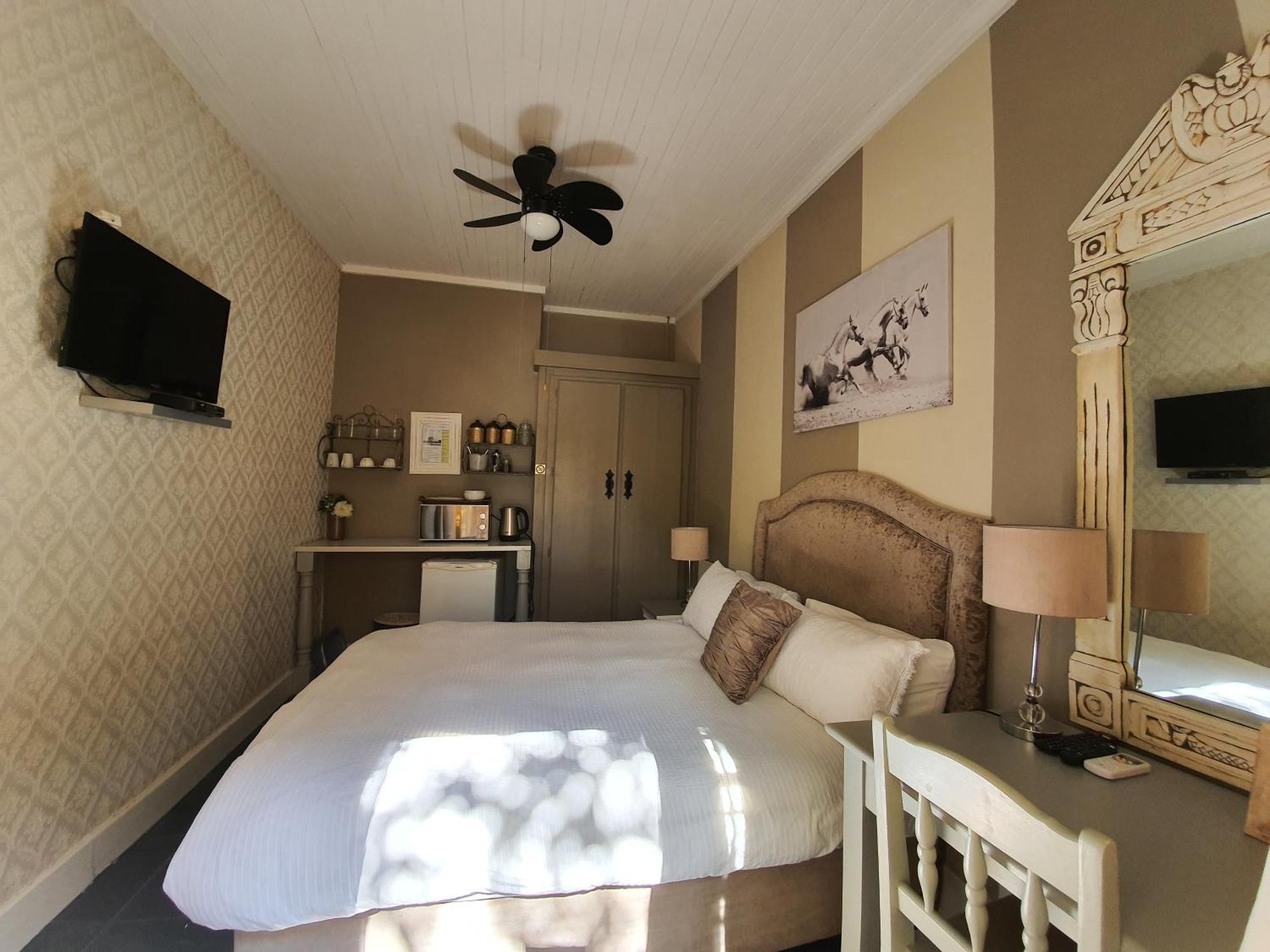 Waterhouse Guest Lodge In Muckleneuk Pretoria-Noord Camera foto