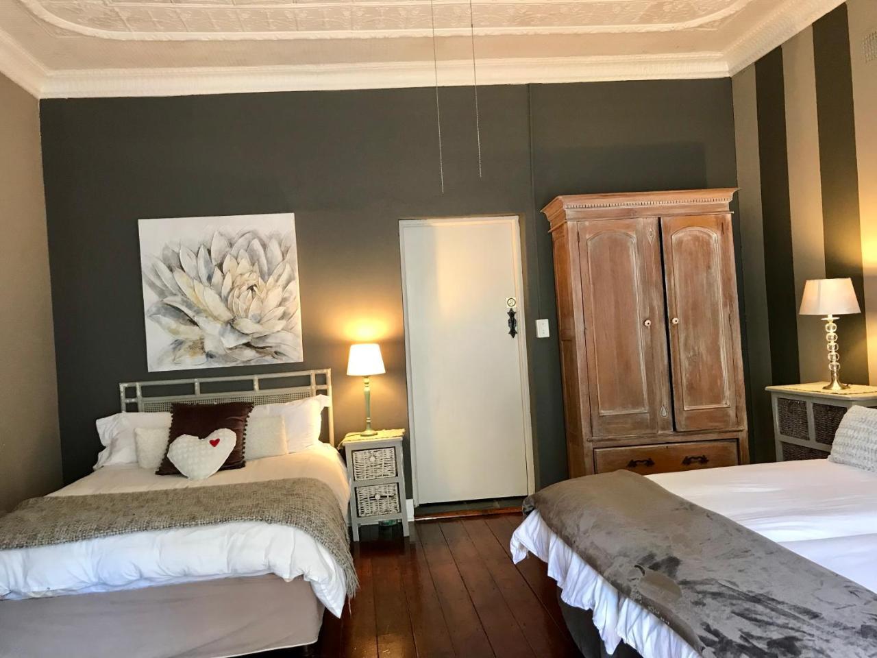 Waterhouse Guest Lodge In Muckleneuk Pretoria-Noord Esterno foto